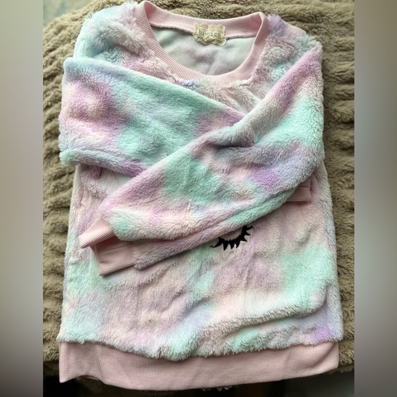 (Sold) Super soft long-sleeve sweatshirt with sequin - Picture 3 of 3